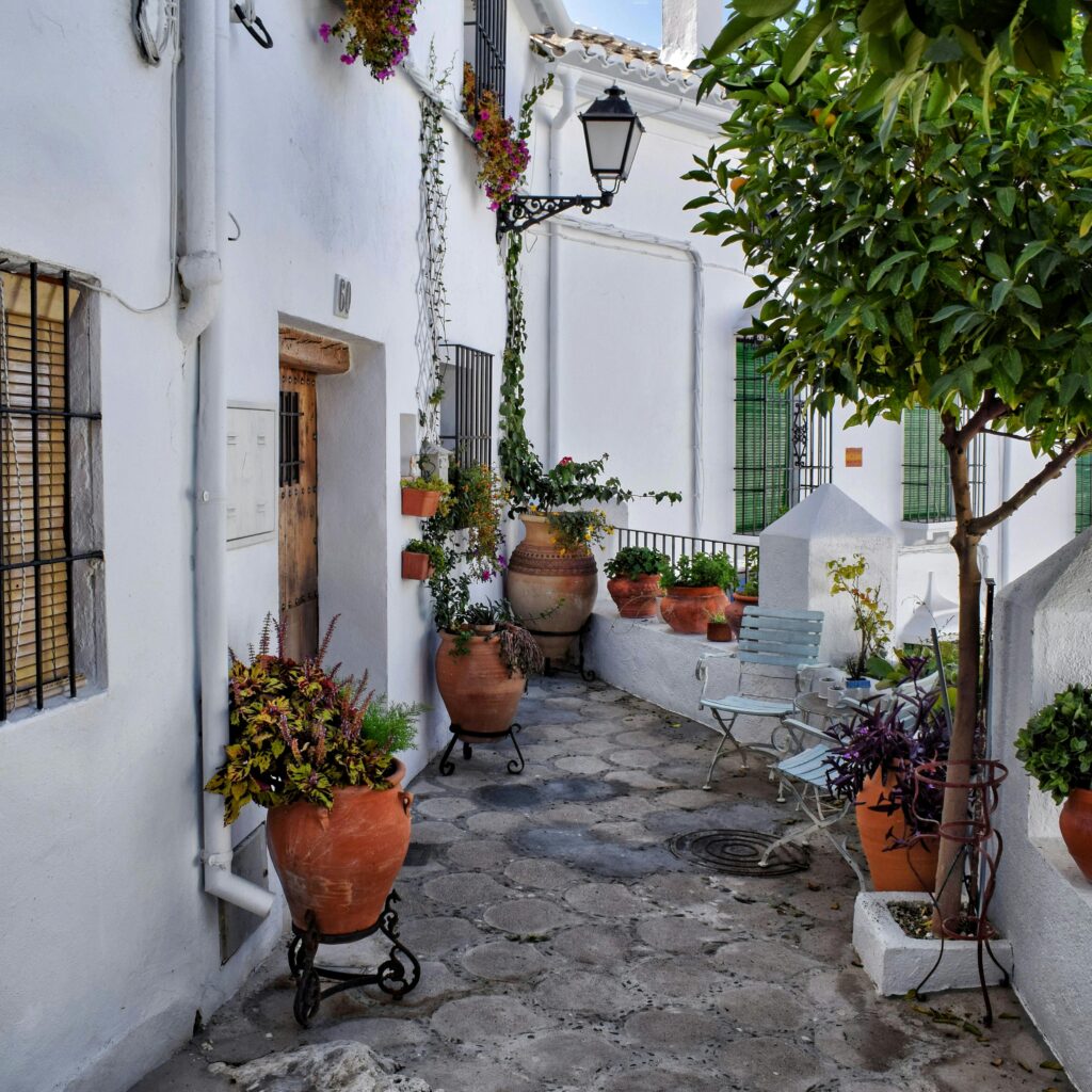 When Inches Don’t Measure Up: Adapting to Spain’s Metric System