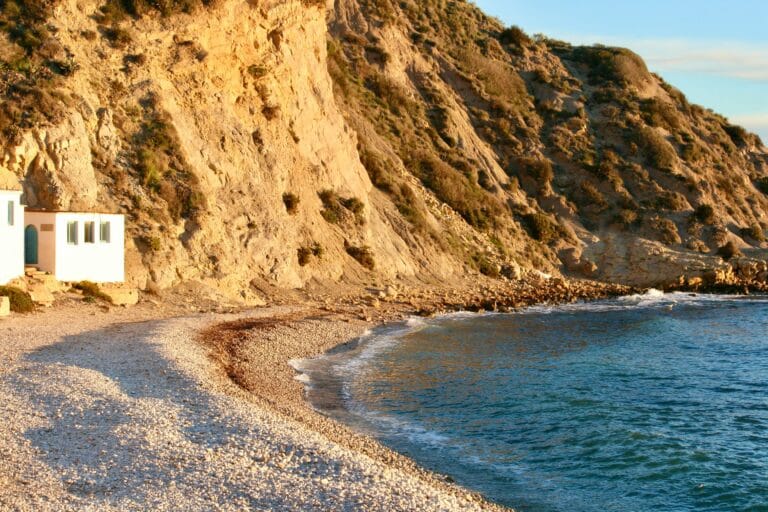 A Day in Jávea: Pebble Beaches, Pickle Sides & Goodbyes